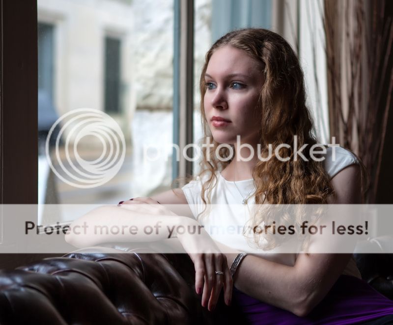 http://i354.photobucket.com/albums/r407/mwilltn1/Sarah5x800_zpsa2f961ec.jpg