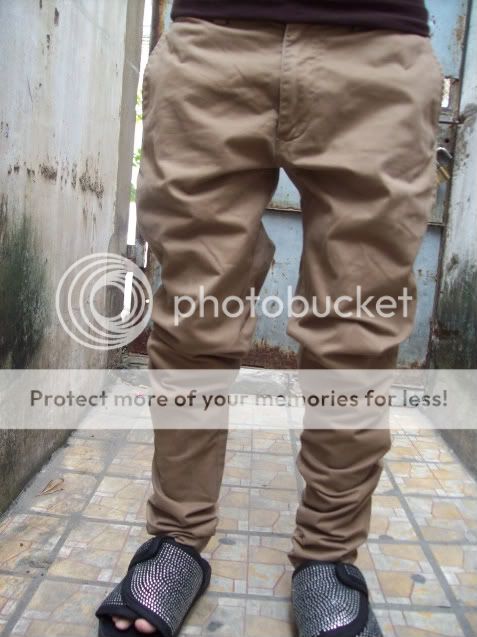 có chủ shop nào bán quần giống vầy không ???